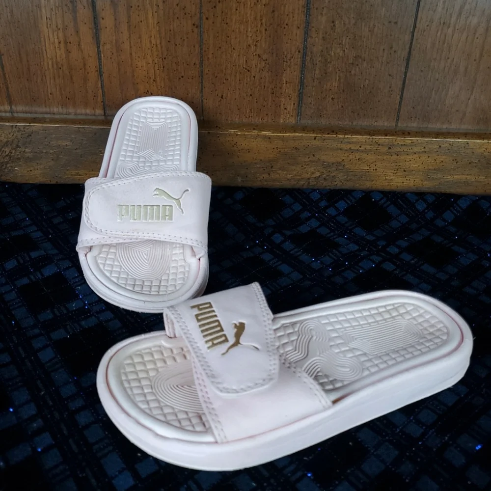 PUMA slides sandals FlipFlops little girls Size 13